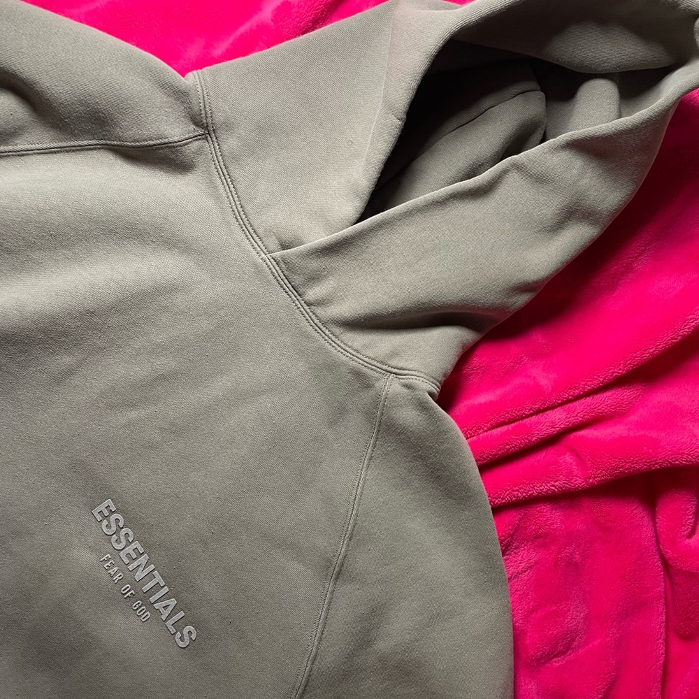 Essentials Fear of God Hoodie in Olive